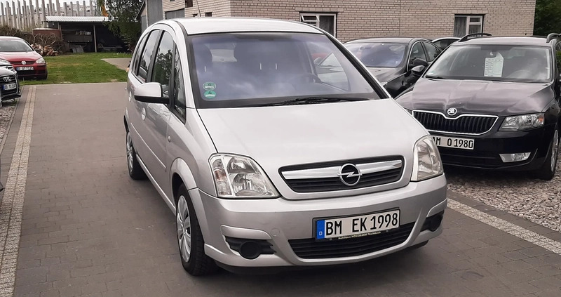 Opel Meriva cena 13999 przebieg: 250000, rok produkcji 2010 z Strzyżów małe 154